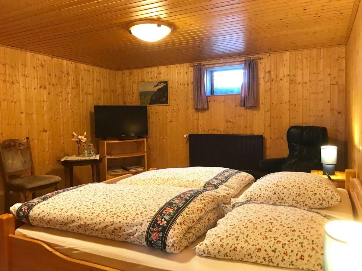 Schoenes Kellerzimmer Mit Bad Διαμέρισμα Mittelangeln Εξωτερικό φωτογραφία